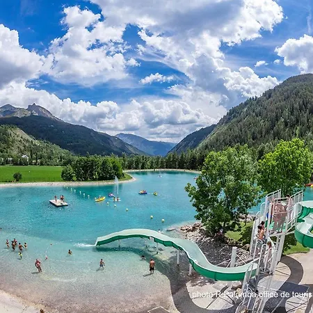 La Foux D'allos, Coquet Au Pied Des Pistes